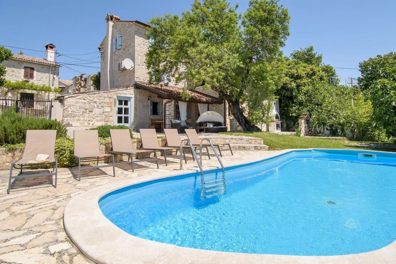 Villa C'Est La Vie Buje