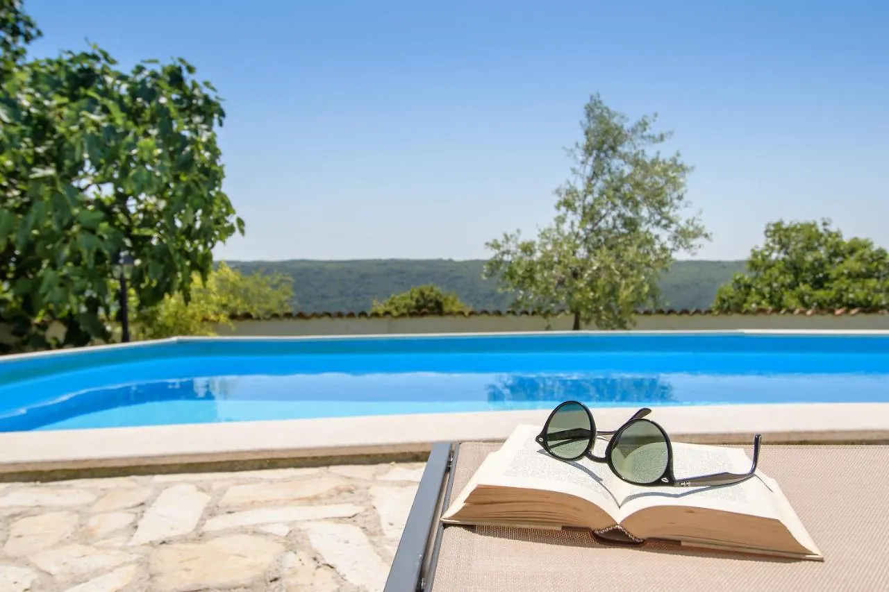 Villa C'Est La Vie Buje